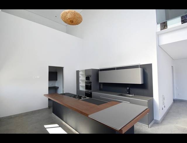 3 BEDROOM APARTMENT FOR SALE IN MORNINGSIDE